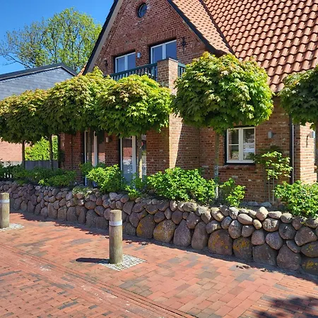 Muschelhaus - 2 *